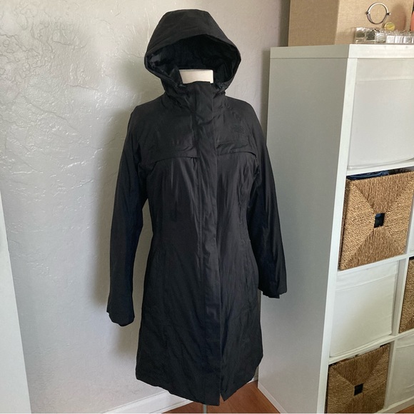SOLD!  The North Face Women's Artic Parka Jacket TNF Black (Small) - Picture 2 of 8